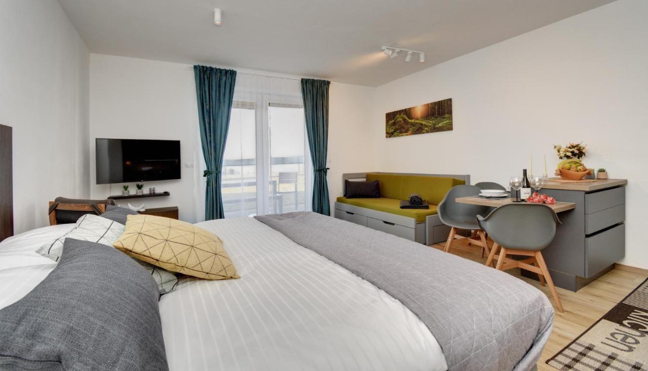 Apartman Lipno - Dve Zatoky Frymburk Exteriör bild