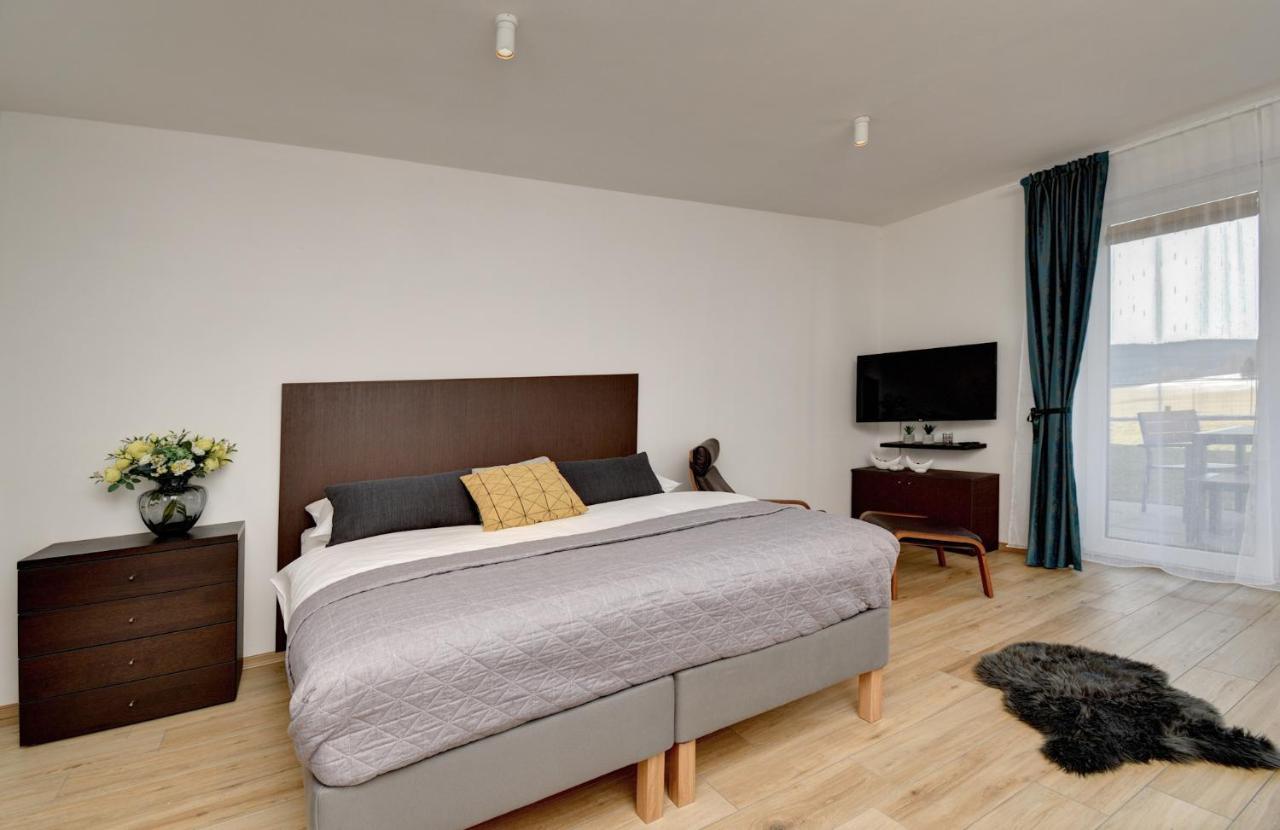 Apartman Lipno - Dve Zatoky Frymburk Exteriör bild